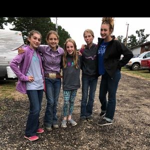 Meet your Posher, Alexis